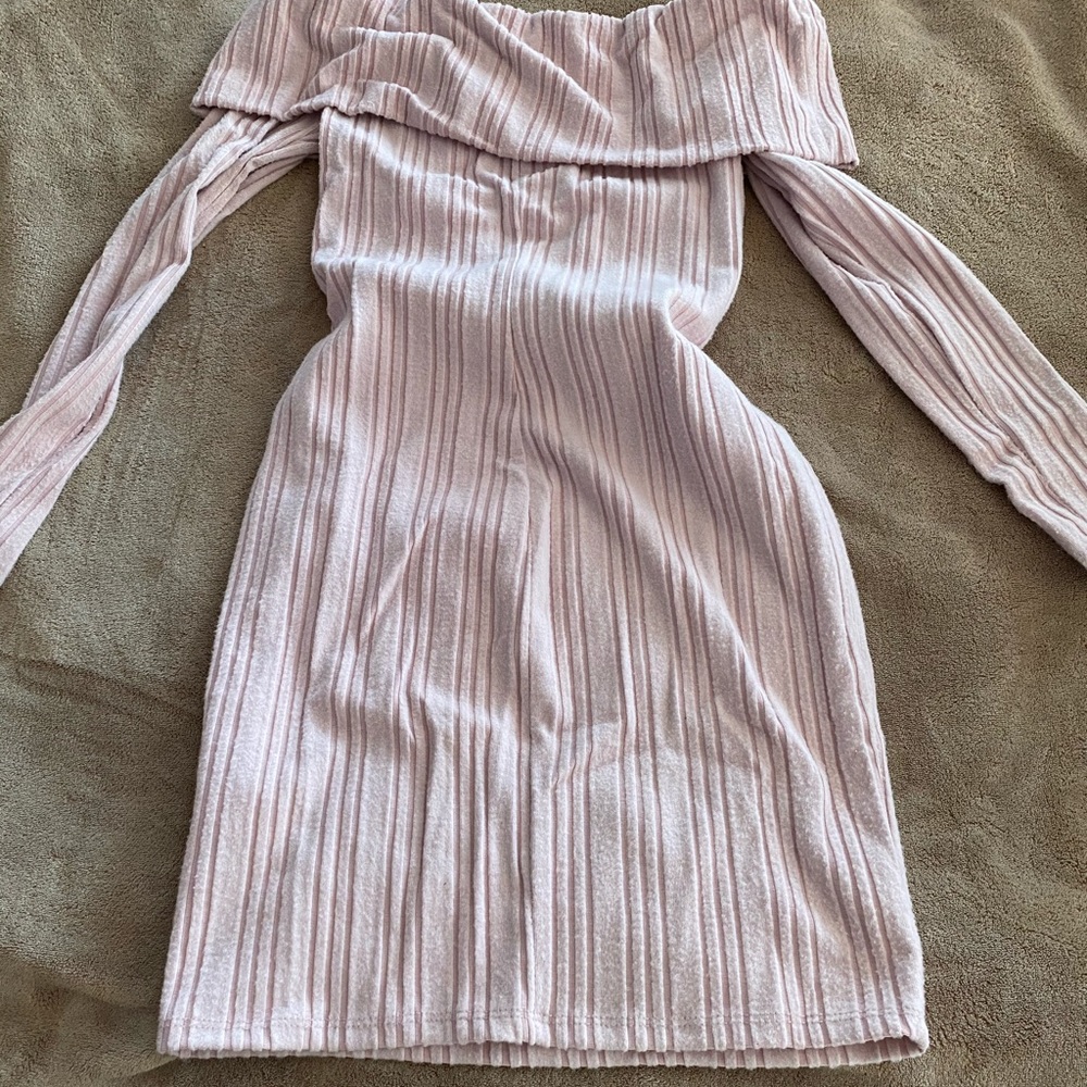 Light pink off shoulder mini dress